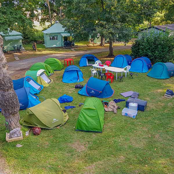 emplacement-tente-camping-les-violettes