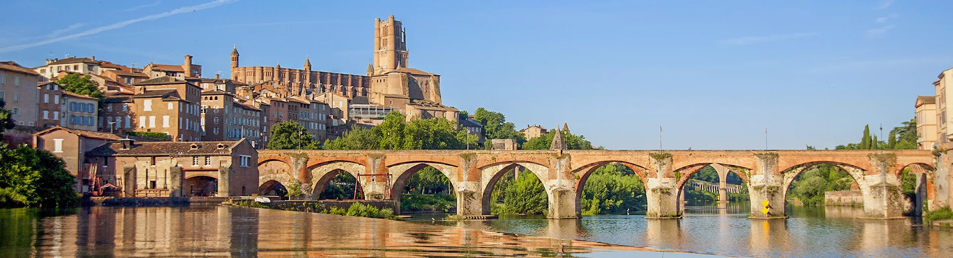 visit the city of albi